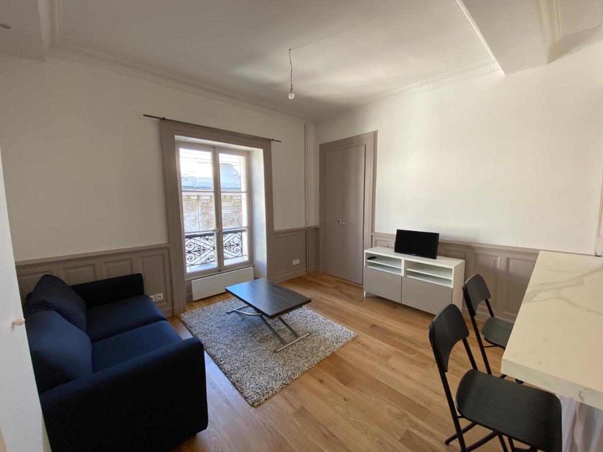 Location Dans Le Grand Hotel D'Aix Les Bains Экс-ле-Бен Экстерьер фото